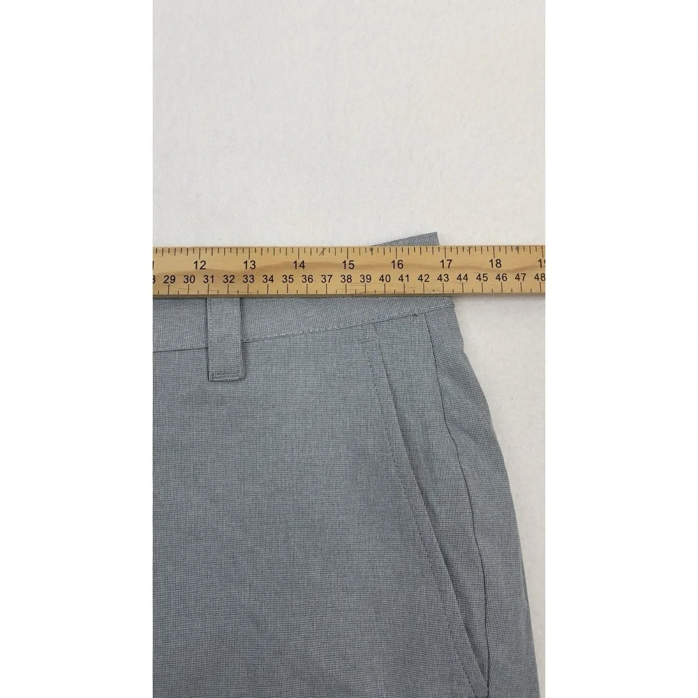 New Banana Republic Comfort Flat Front Shorts Mens 34 Gray Stretch